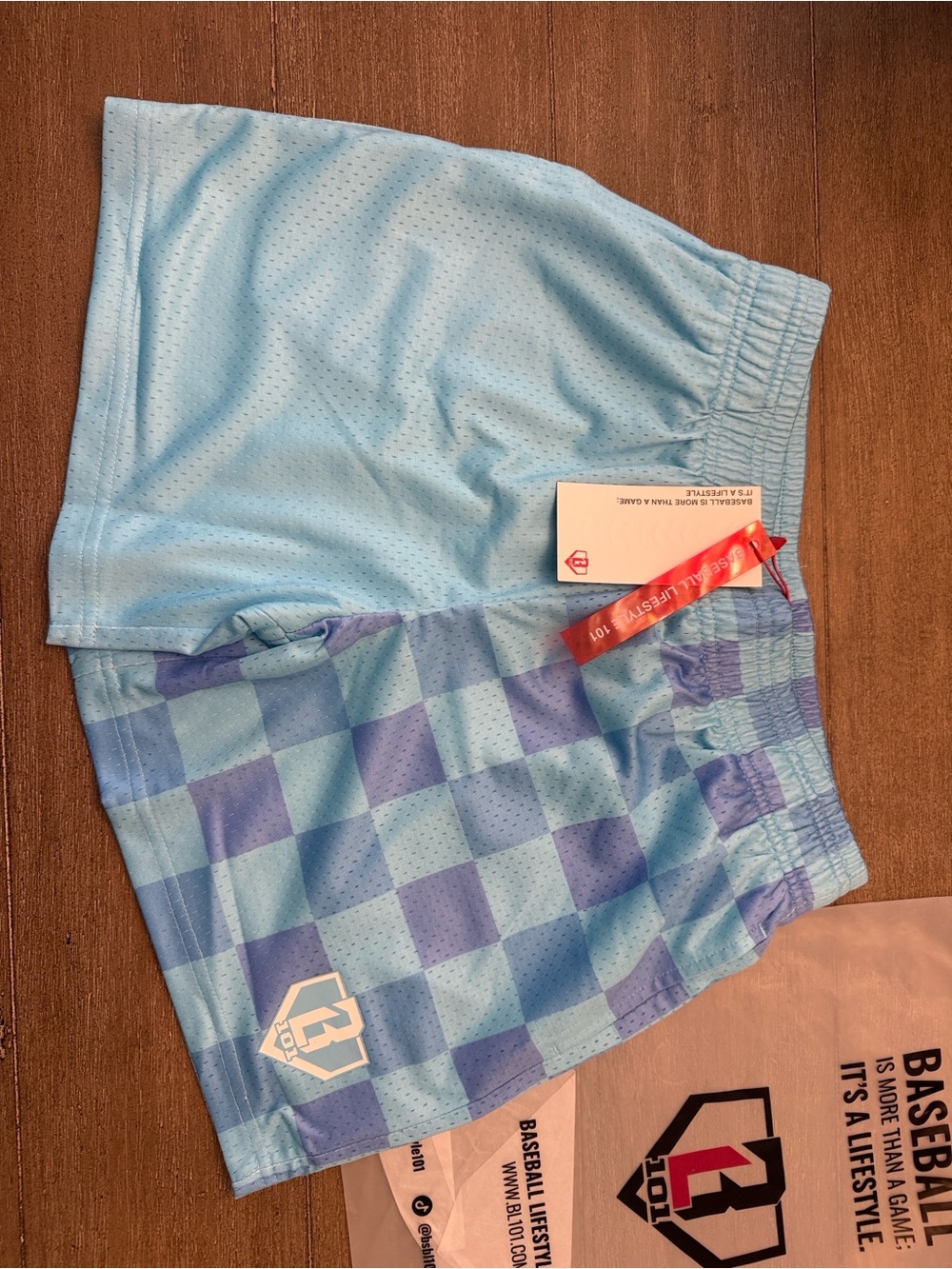 Baseball Lifestyle 101 - Easter Check Shorts NWT youth large